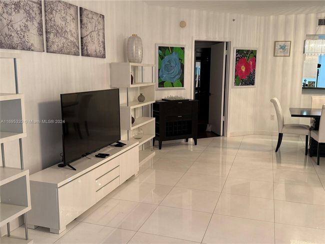 C - 9559 Collins Ave, Condo with 2 bedrooms, 3 bathrooms and null parking in Surfside FL | Image 6