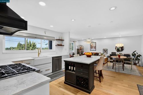 1165 Nob Hill Ave, Pinole, CA, 94564-2406 | Card Image