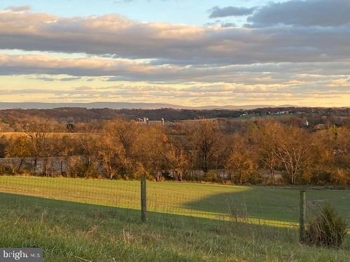 14521 Fairview Hill Ln, CLEAR SPRING, MD, 21722-1249 | Card Image