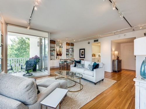 apt-4e-3701 Turtle Creek Blvd, Dallas, TX, 75219-5527 | Card Image