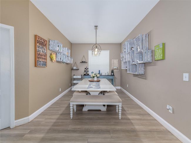 6018 Gannetdale Dr, House other with 5 bedrooms, 2 bathrooms and null parking in LITHIA FL | Image 9