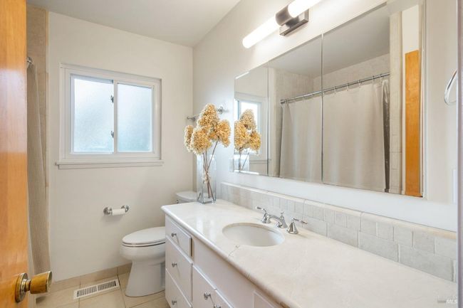 350 Newton Way, House other with 3 bedrooms, 2 bathrooms and 5 parking in Angwin CA | Image 33