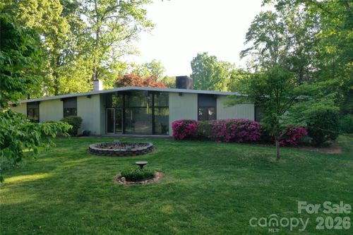 2842 Dogwood Dr, Claremont, NC, 28610-9690 | Card Image