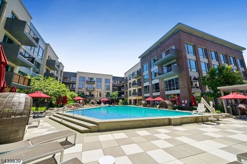 7 Jessica Ln, Union, NJ, 07083-3646 | Card Image