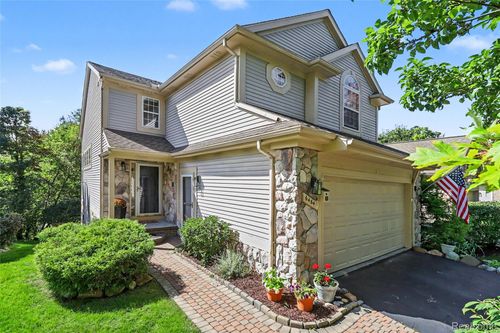 6464 Waters Edge Way, Clarkston, MI, 48346-3486 | Card Image