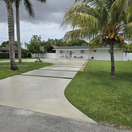 10245-10245 Sw 68th St, Miami, FL, 33173-1301 | Card Image