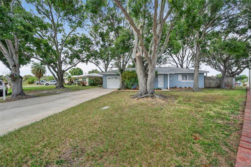 11319 62nd Ave, SEMINOLE, FL, 33772-6624 | Card Image