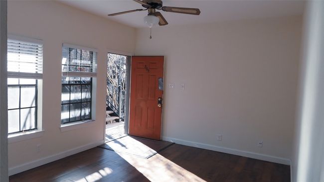 APT-101 - 2216 San Gabriel St, Condo with 3 bedrooms, 2 bathrooms and 2 parking in Austin TX | Image 8