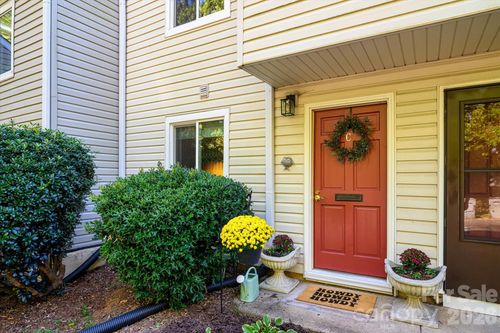 apt-c-951 Hollywood St, Charlotte, NC, 28211-1545 | Card Image