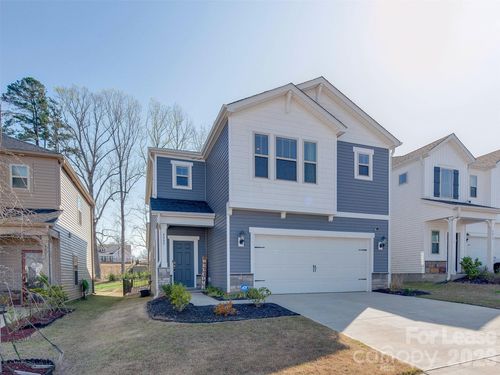 4009 Woodland View Dr, Charlotte, NC, 28215-8210 | Card Image