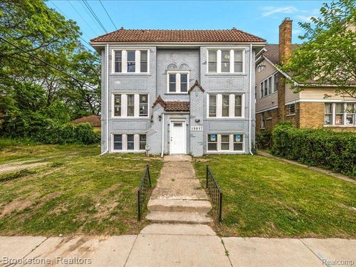 18037 Pelkey St, Detroit, MI, 48205-4510 | Card Image