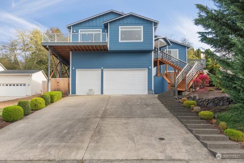 11 Curtis Lane, Longview, WA, 98632 | Card Image