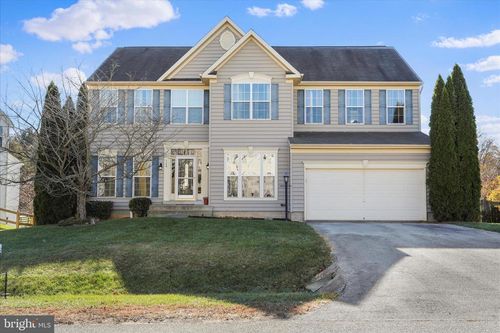 164 Victoria Ln, CHARLES TOWN, WV, 25414-5997 | Card Image