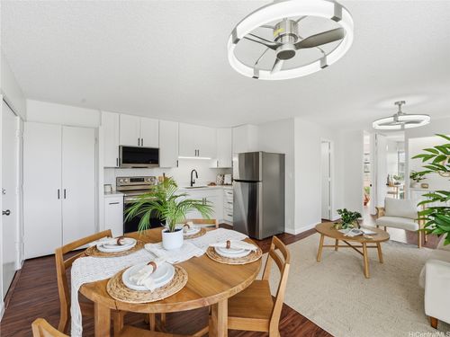 apt-404-1616 Liholiho St, Honolulu, HI, 96822-2907 | Card Image