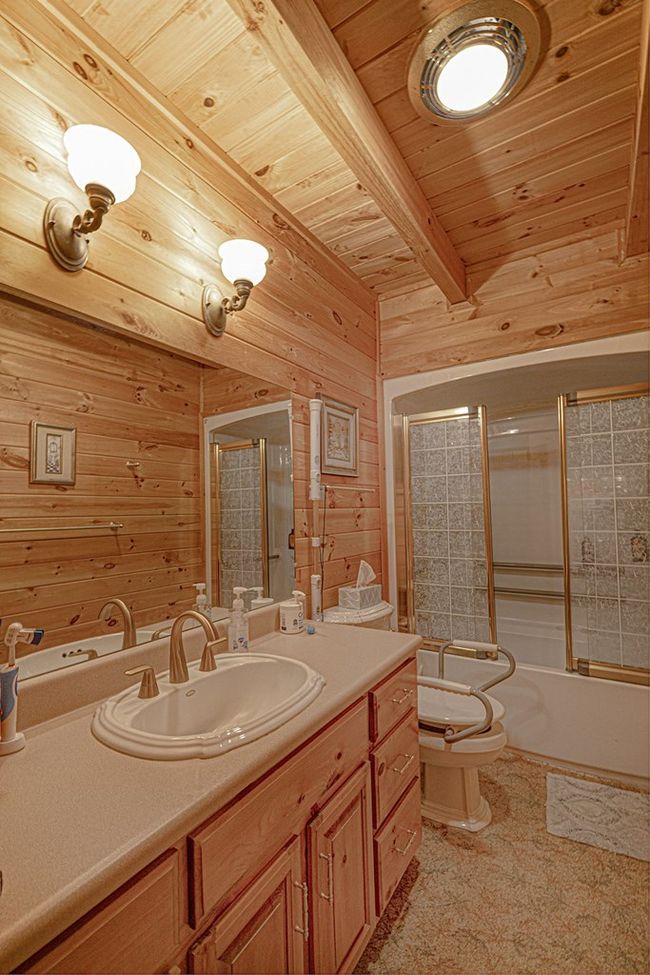 Hall Bath with Custom Shower Doors | Image 32
