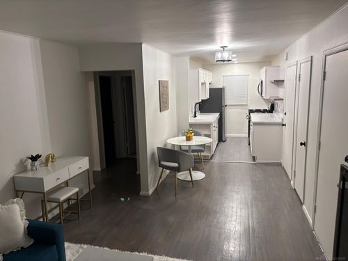 23301 Edsel Ford Ct, Saint Clair Shores, MI, 48080-2568 | Card Image