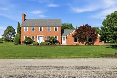 2752 Country Mdws, Shelby, OH, 44875 | Card Image
