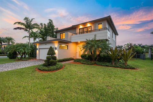 10593 N Lago Vista Cir, Parkland, FL, 33076-2943 | Card Image