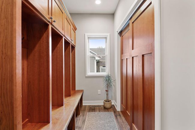 Mudroom with Lockers | Image 20