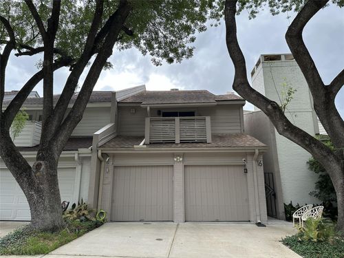 16 Alpine Court, Bellaire, TX, 77401 | Card Image