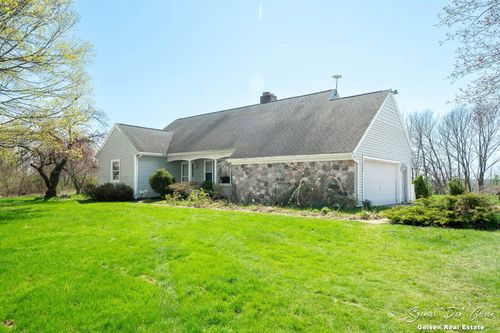 6671 Centerline Rd, Saranac, MI, 48881-9422 | Card Image