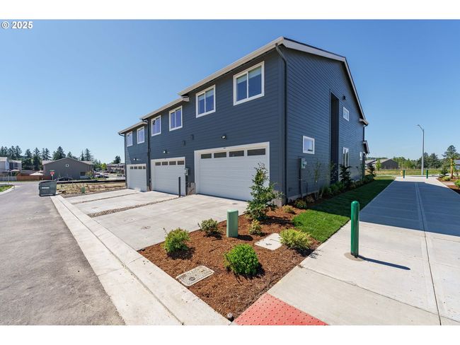 9 - 4007 Sw Myrtle Aly, House attached with 3 bedrooms, 3 bathrooms and 1 parking in Gresham OR | Image 40