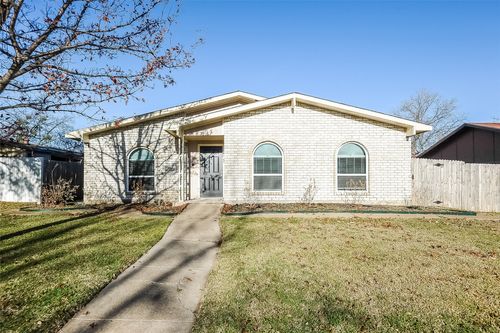 7235 Long Canyon Trl, Dallas, TX, 75249-1121 | Card Image