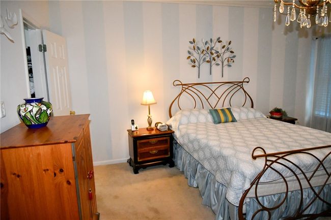 102 Linden Ct, Condo with 3 bedrooms, 3 bathrooms and 2 parking in Seven Fields PA | Image 29