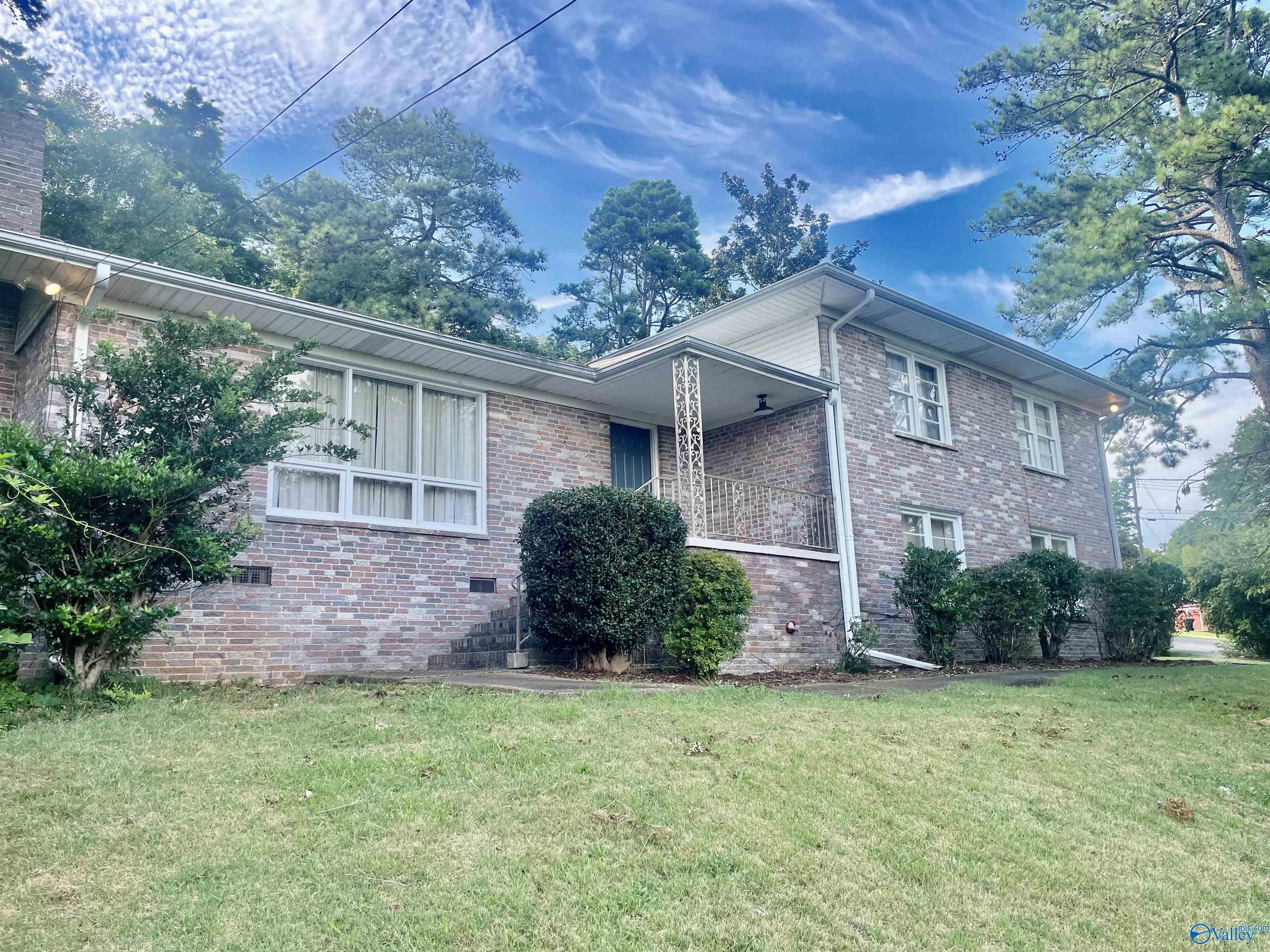 Shannon Dr, Gadsden, AL 35904