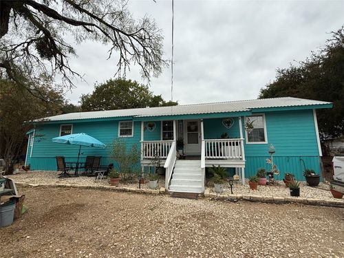 968 Red Town Rd, Elgin, TX, 78621-1252 | Card Image