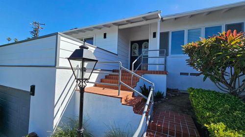 7920 Avenida Alamar, La Jolla, CA, 92037-3312 | Card Image