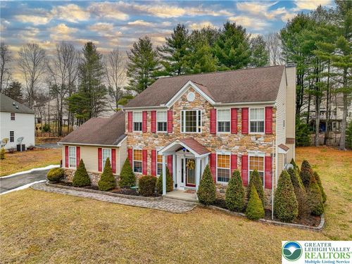 151 Daffodil Dr, East Stroudsburg, PA, 18301-9356 | Card Image