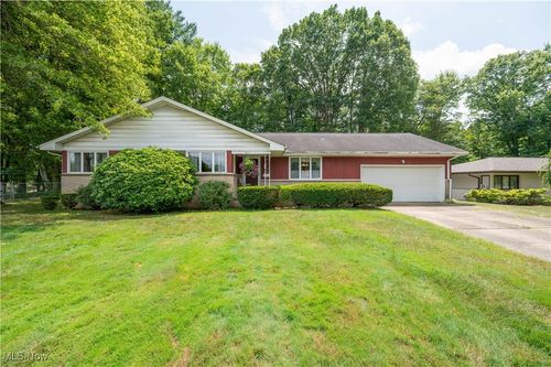3867 Timber Ln, Youngstown, OH, 44511-2534 | Card Image