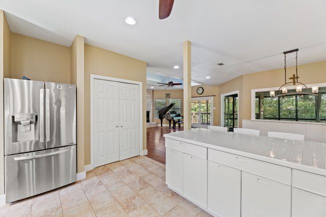 22012 Briarcliff Dr, House other with 4 bedrooms, 3 bathrooms and null parking in Spicewood TX | Image 33