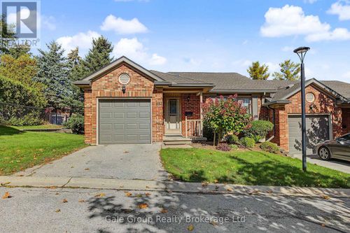 15-537 Nova Scotia Court S, Woodstock (Woodstock - South), ON, N4S8Z3 | Card Image