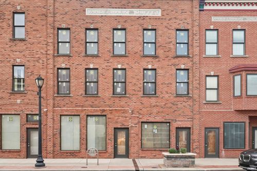 27 W Canal St, Wabash, IN, 46992-3109 | Card Image