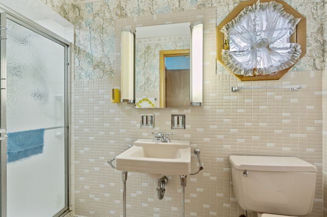771 S Euclid Ave, Home with 3 bedrooms, 3 bathrooms and null parking in Elmhurst IL | Image 14