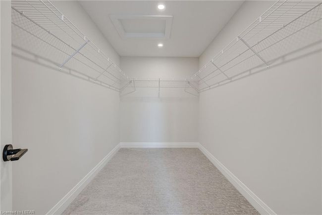 6477 Royal Magnolia Ave, House other with 3 bedrooms, 2 bathrooms and 2 parking in London ON | Image 31