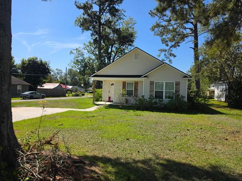 602 Hull Ave, Nashville, GA, 31639-1156 | Card Image