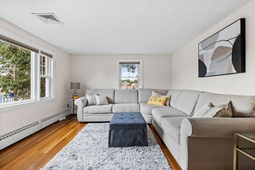 10 Morgan Ave, Medford, MA, 02155-1020 | Card Image