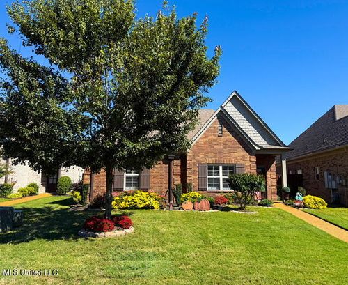 5906 Foxdale Loop W, Southaven, MS, 38672-7543 | Card Image
