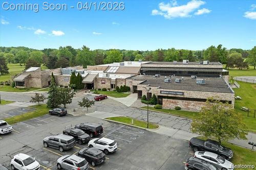 2140 Fairway Dr, Davison, MI, 48423-8482 | Card Image