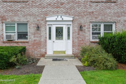 7-4 Onota Ln, Pittsfield, MA, 01201 | Card Image