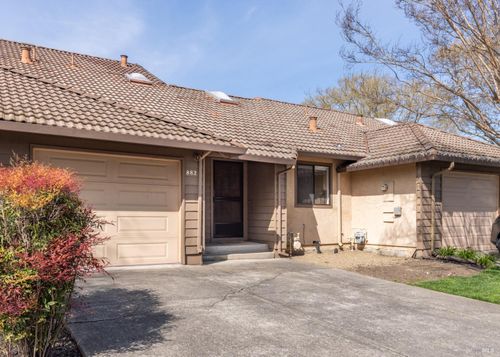 882 Professional Drive, Napa, CA, 94558 | Card Image