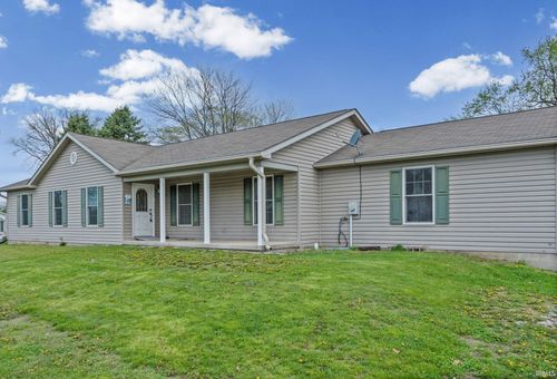 107 W 4th St, Reynolds, IN, 47980-8137 | Card Image