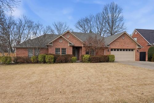 2960 Craighead Cir, Conway, AR, 72034-7353 | Card Image