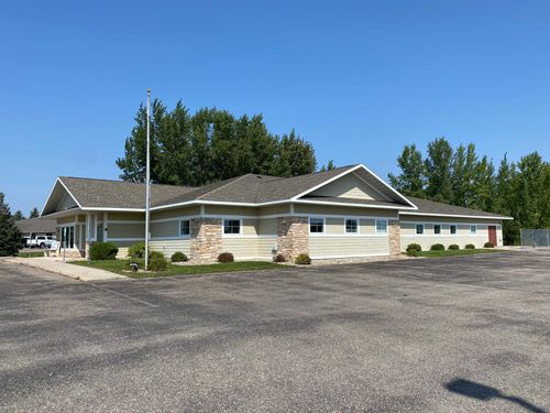 515 22nd Ave E, Alexandria, MN, 56308-4652 | Card Image