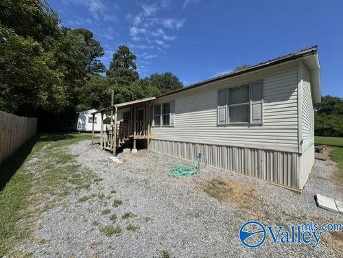 528 Warrenton Road, Guntersville, AL, 35976 | Card Image