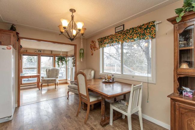 4302 Grandview Boulevard, Home with 5 bedrooms, 2 bathrooms and 4 parking in Red Deer AB | Image 11