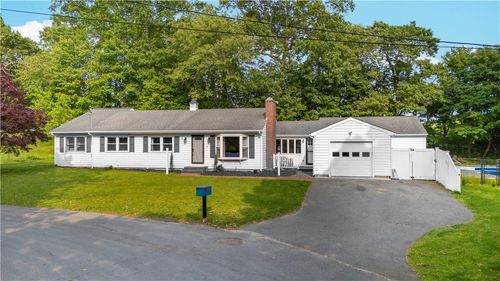 12 Valentine Cir, Barrington, RI, 02806 | Card Image